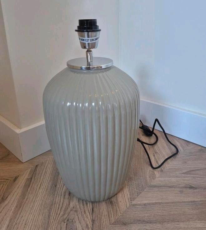 Taupekleurige lampenvoet Riviera Maison, Ophalen, Zo goed als nieuw, Minder dan 50 cm