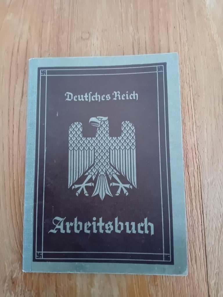 Arbeitsbuch Derde Rijk - Vroeg Model in Super Staat, Verzamelen, Verzenden, Duitsland, Boek of Tijdschrift