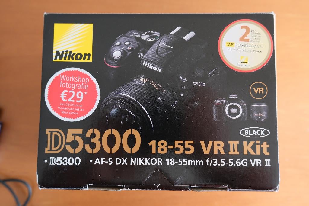 Nikon D5300 + Nikon AF-S DX 18-55mm f/3.5-5.6G VR II, Ophalen, Gebruikt, Spiegelreflex, Nikon