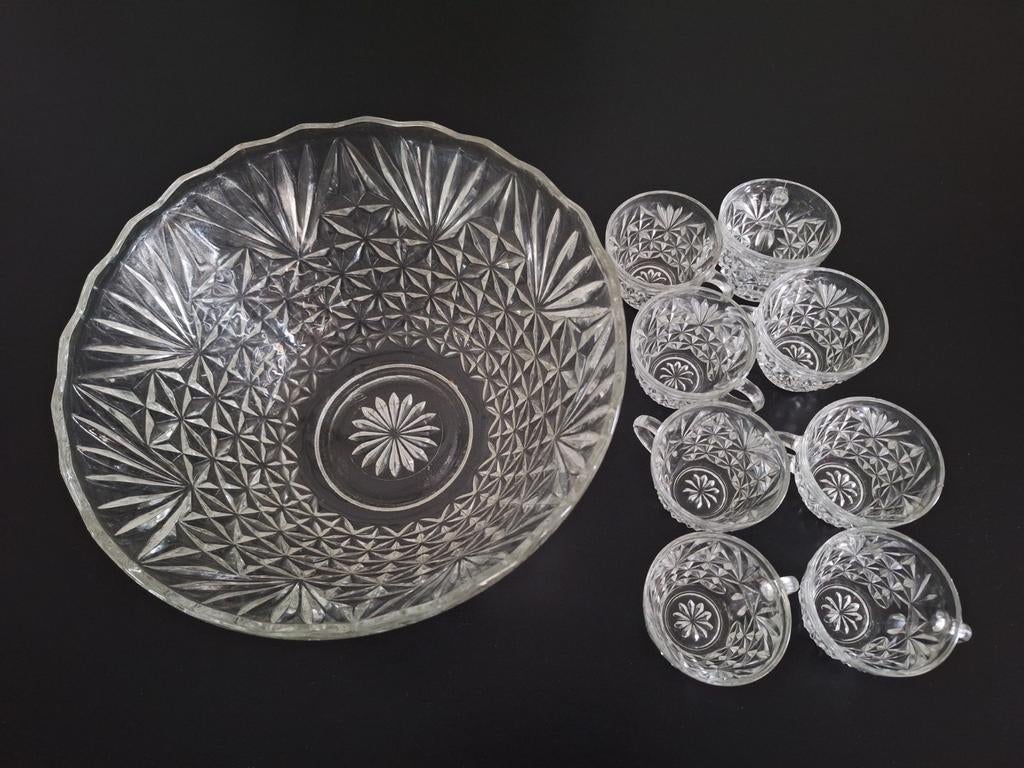 Vintage bowl set met 8 kopjes, Huis en Inrichting, Keuken | Servies, Ophalen, Overige typen, Overige stijlen, Glas