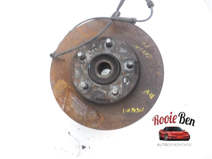 Fusee rechts-voor van een Kia Carnival, -, -, Ophalen of Verzenden, -