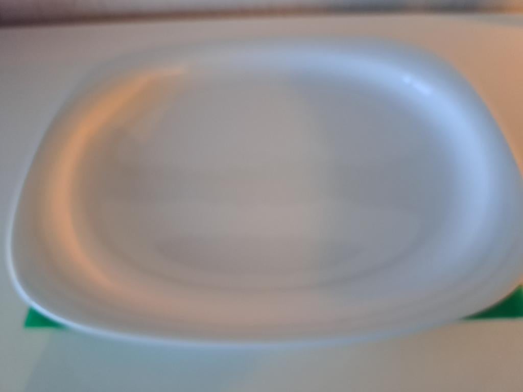 Rosenthal suomi white, Huis en Inrichting, Keuken | Servies, Ophalen of Verzenden, Zo goed als nieuw, Bord(en), Effen