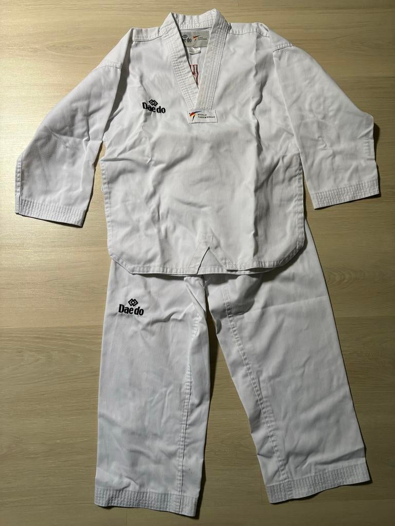 Taekwondo pak - maat 140, Gebruikt, Taekwondo, Maat XS of kleiner, Vechtsportpak