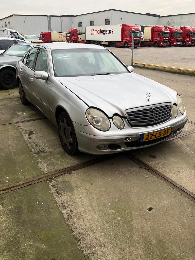Mercedes E 200 w211 voor demontage, Ophalen of Verzenden, Gebruikt