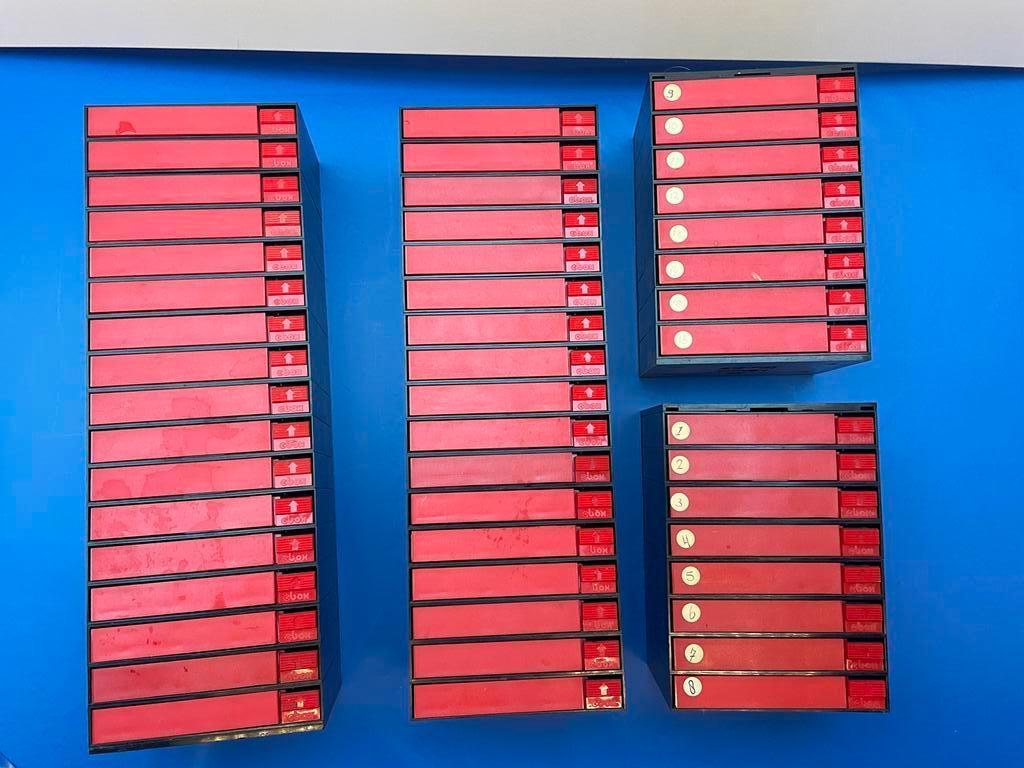 BASF cbox cassette opbergsysteem + bespeelde cassettes, Cd's en Dvd's, Cassettebandjes, Gebruikt, Overige genres, 2 t/m 25 bandjes