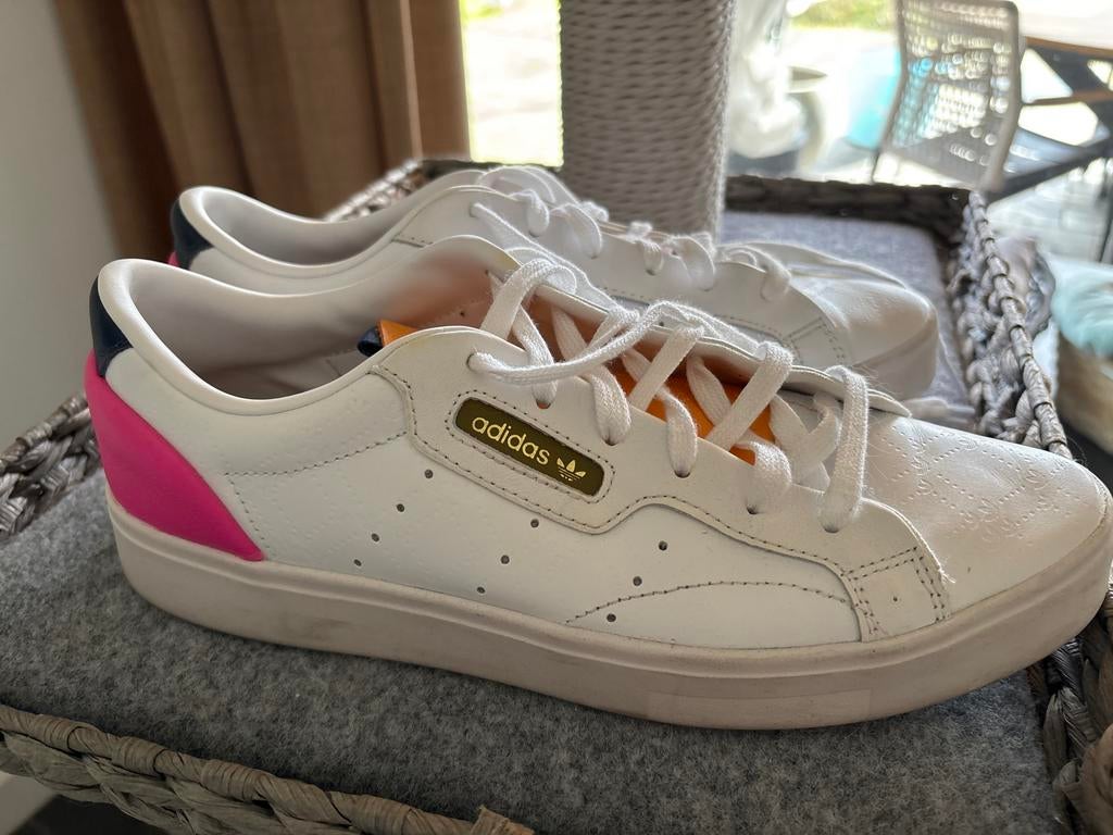 Adidas Sleek Sneakers Maat 42, Wit, Ophalen of Verzenden, Sneakers of Gympen, Gedragen