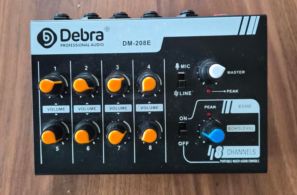 Mini mengpaneel - 4 Stereo Kanalen, Muziek en Instrumenten, Mengpanelen, Ophalen of Verzenden, Gebruikt, 5 tot 10 kanalen, Microfooningang