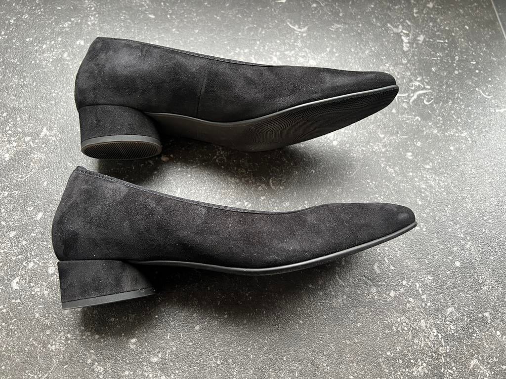 Hassia Zwarte Pumps  Nubuck- Maat 39, Kleding | Dames, Schoenen, Zo goed als nieuw, Pumps, Zwart, Ophalen