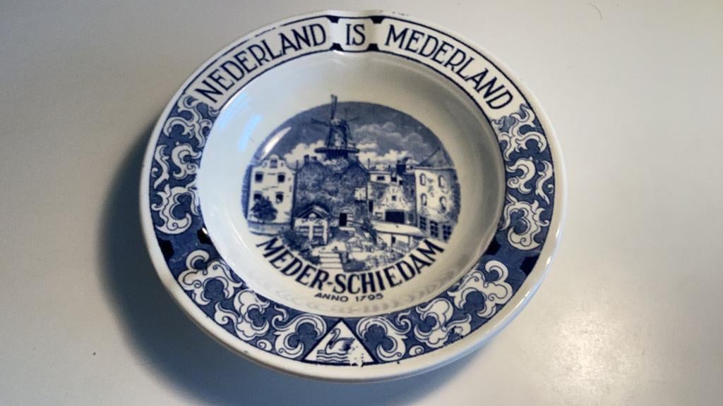 Meder Jenever Asbak Schiedam, Antiek en Kunst, Ophalen of Verzenden