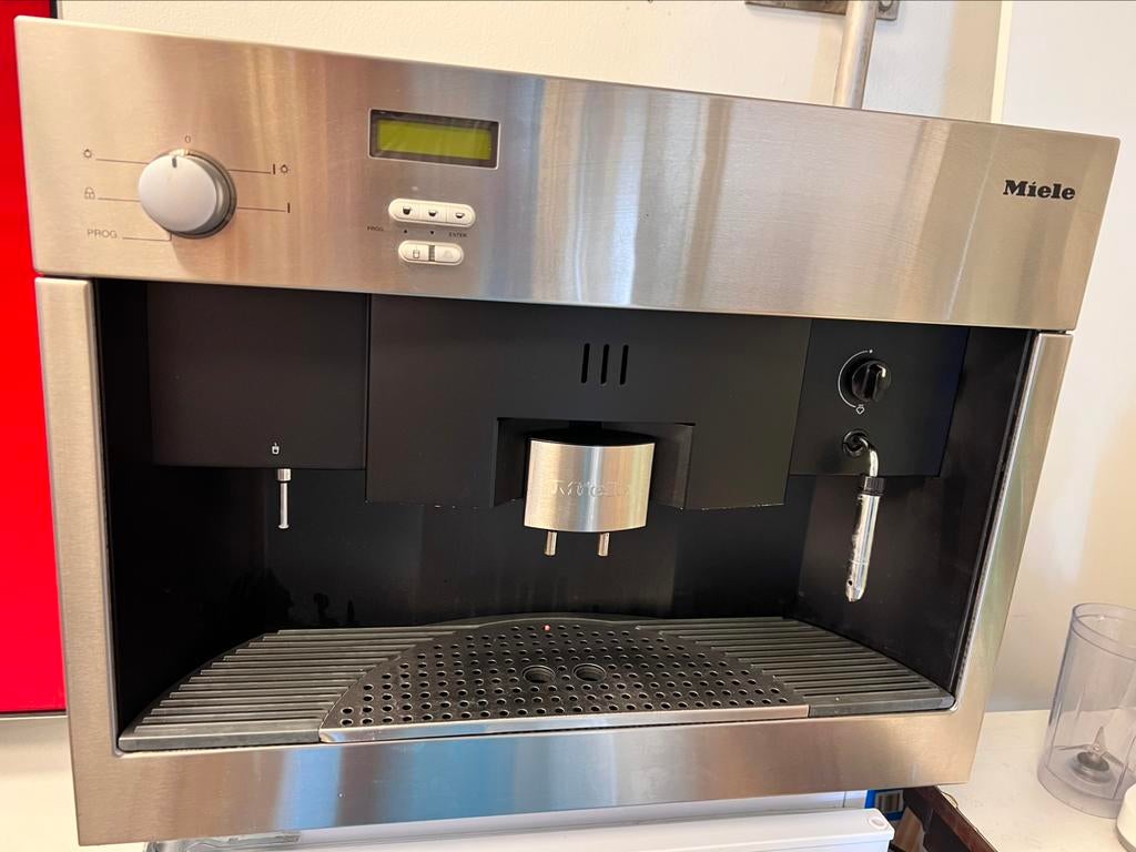 Miele CVA620, Witgoed en Apparatuur, Koffiezetapparaten, Stoompijpje, Carl-Miele-Straße 29, 33332 Gütersloh, Duitsland, 10 kopjes of meer