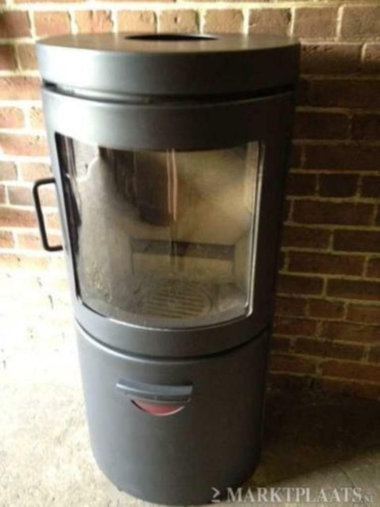 Te koop Hwam Monet houtkachel met cv aansluiting, Huis en Inrichting, Kachels, Zo goed als nieuw, Hout, Vrijstaand