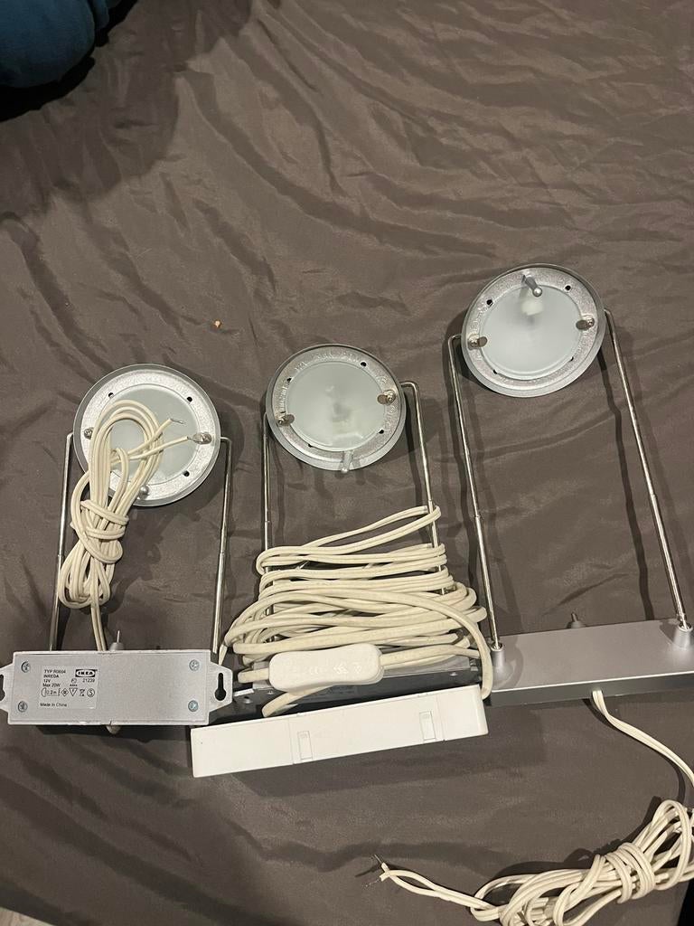 Drie ikea lampen voor op een kast, Ophalen of Verzenden, Zo goed als nieuw, Metaal of Aluminium