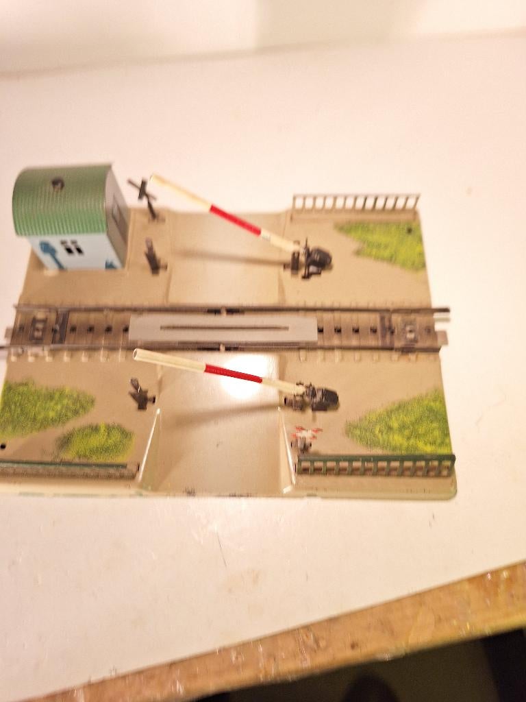 TE KOOP spoorwegovergang Märklin., Wisselstroom, Gebruikt, Locomotief, Ophalen of Verzenden
