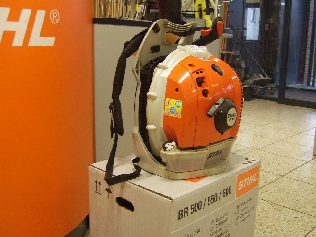 Gebruikt Stihl Bladblazer BR 600 benzine Ruggedragen BR600, Tuin en Terras, Ophalen, Gebruikt, Ruggedragen, Stihl