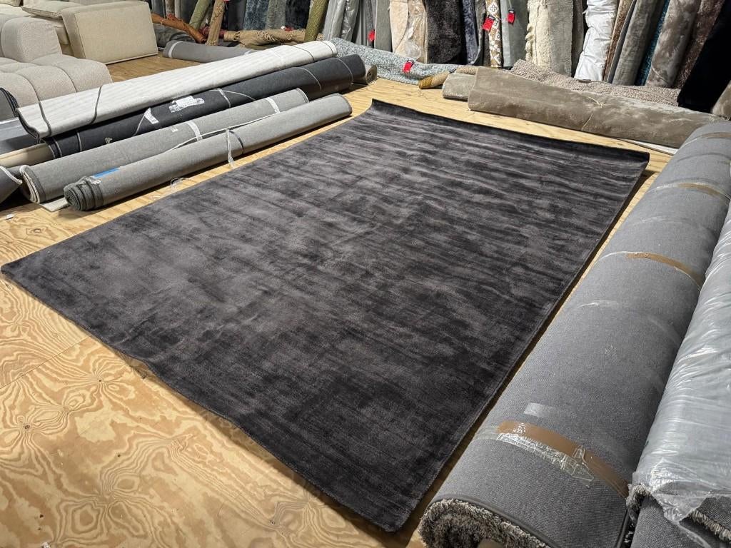 Vloerkleed Davis Grijs l Whoon |Room108 lvan €1459 voor €729, Ophalen, Gebruikt, 200 cm of meer, 200 cm of meer