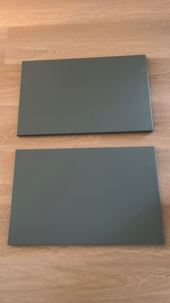 Besta deurtjes groen, Ophalen, Zo goed als nieuw