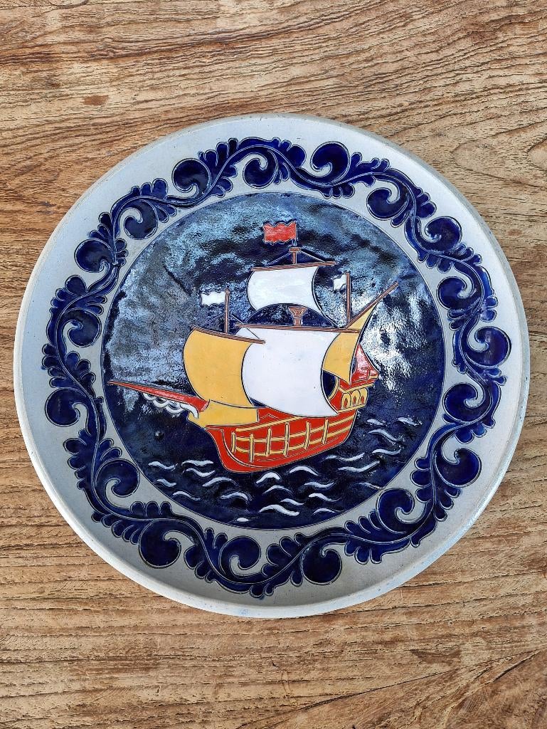 div Keuls sierbord mok pot bierpul boot varken vissen dansen, Antiek en Kunst, Antiek | Keramiek en Aardewerk, Ophalen of Verzenden