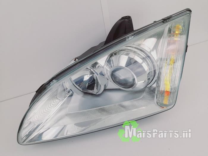 Koplamp links van een Ford Focus, Gebruikt, -, -, Ophalen of Verzenden