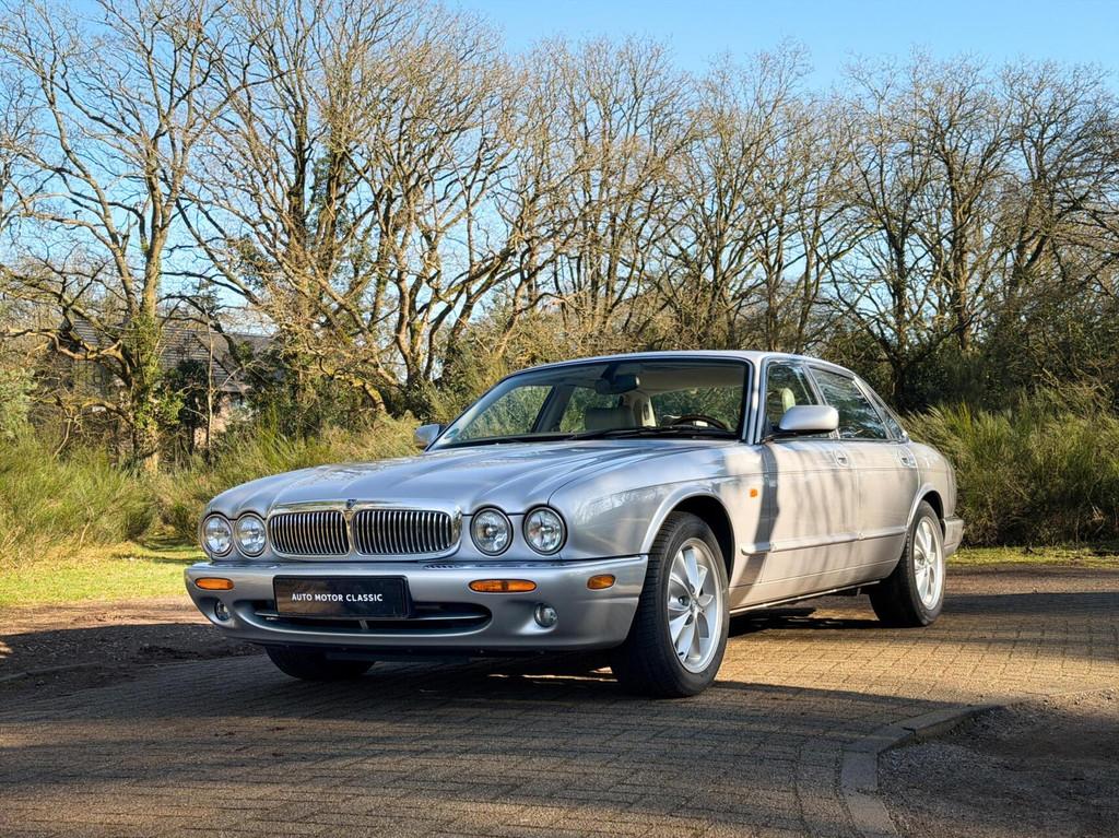 Jaguar XJ 3.2 V8 Executive | Platinum Silver | Youngtimer, Auto's, Automaat, Gebruikt, Bedrijf, Sedan