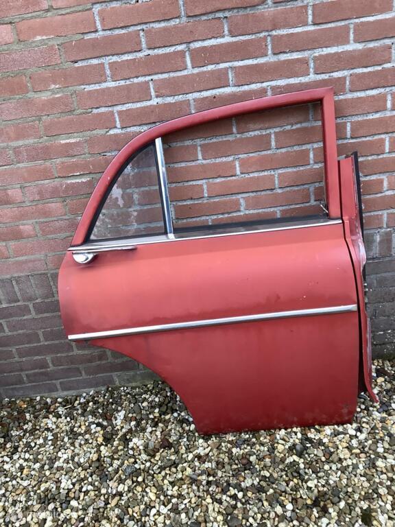 Volvo Amazon achterdeur rechts rechtsachter achter deur rood, Auto-onderdelen, Gebruikt, Deur, Ophalen of Verzenden, Voor
