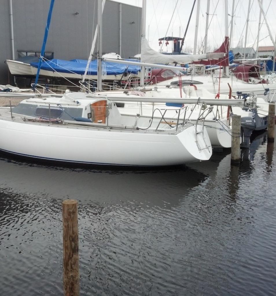 Nog enkele ligplaatsen vrij in Sneek - vlakbij Sneekermeer, Watersport en Boten, Ligplaatsen, Winter, Lente, Zomer, Herfst, Binnen en Buiten