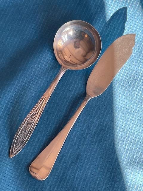BOTERMESJE HAAGS LOFJE, JAM- OF ROOMLEPEL, Antiek en Kunst, Verzenden, Zilver