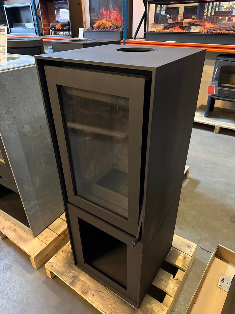 Moderne Houtkachel - Nieuwstaat Barbas Box 20-45, Huis en Inrichting, Kachels, Ophalen, Barbas, Houtkachel, Zo goed als nieuw