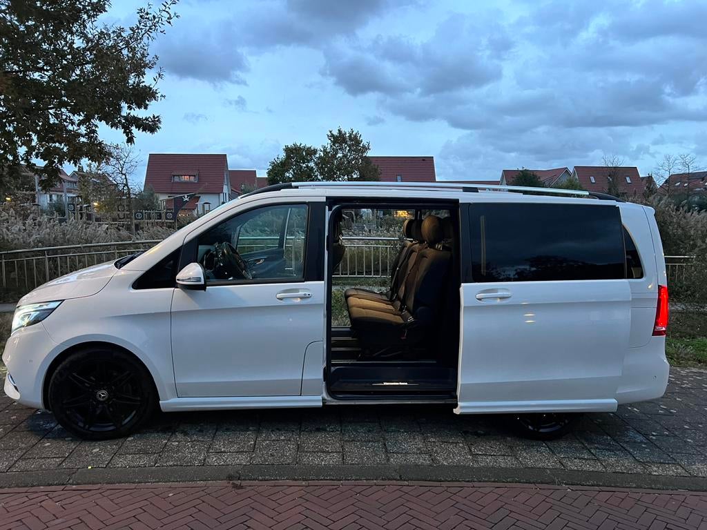 Mercedes-Benz V-klasse 250 49.000KM BIJNA NIEUW!, Auto's, 190 pk, 2000 kg, Mercedes-Benz, Diesel
