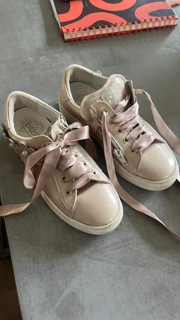 Mooie schoenen voor communie, Kinderen en Baby's, Kinderkleding | Schoenen en Sokken, Ophalen of Verzenden, Zo goed als nieuw