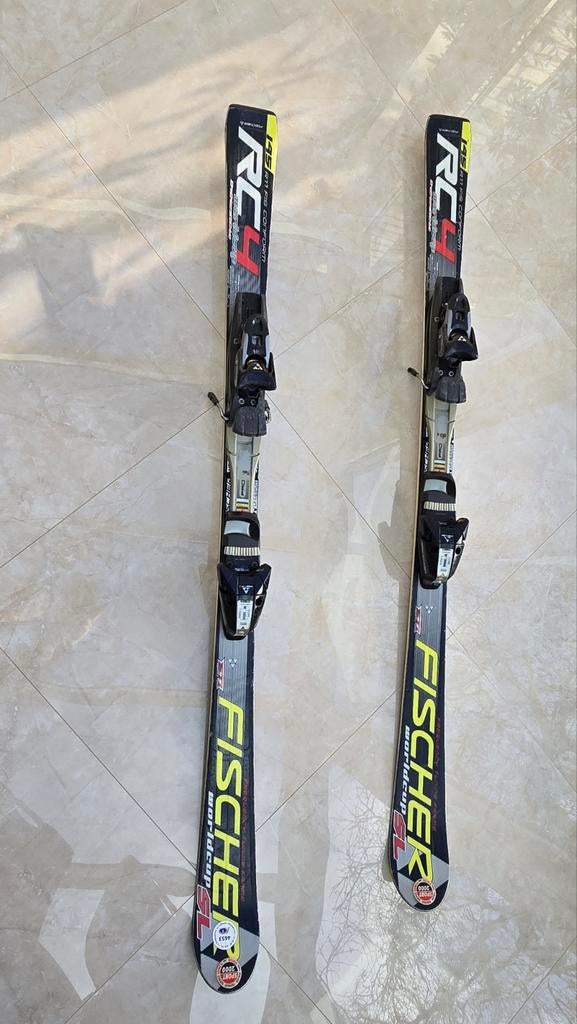 Fischer Ski's 145 cm - Perfect voor de Piste!, Sport en Fitness, Skiën en Langlaufen, Ophalen, 140 tot 160 cm, Carve, Skiën