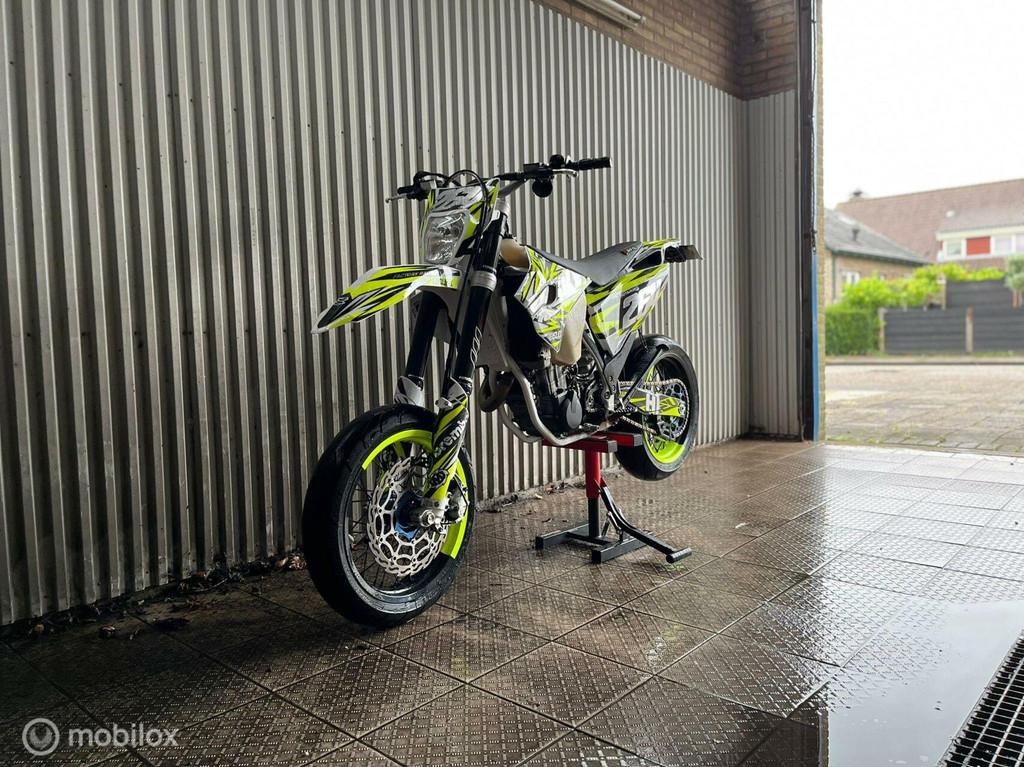 Husqvarna FE 450 2014 supermoto/KTM 450 exc |130uur, 450 cc, Bedrijf, SuperMoto