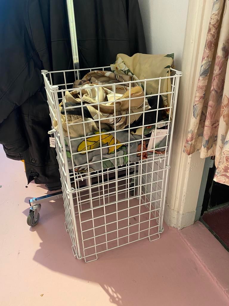 Draadstaal display mand voor in winkel, Ophalen, Overige materialen, Mand, Zo goed als nieuw
