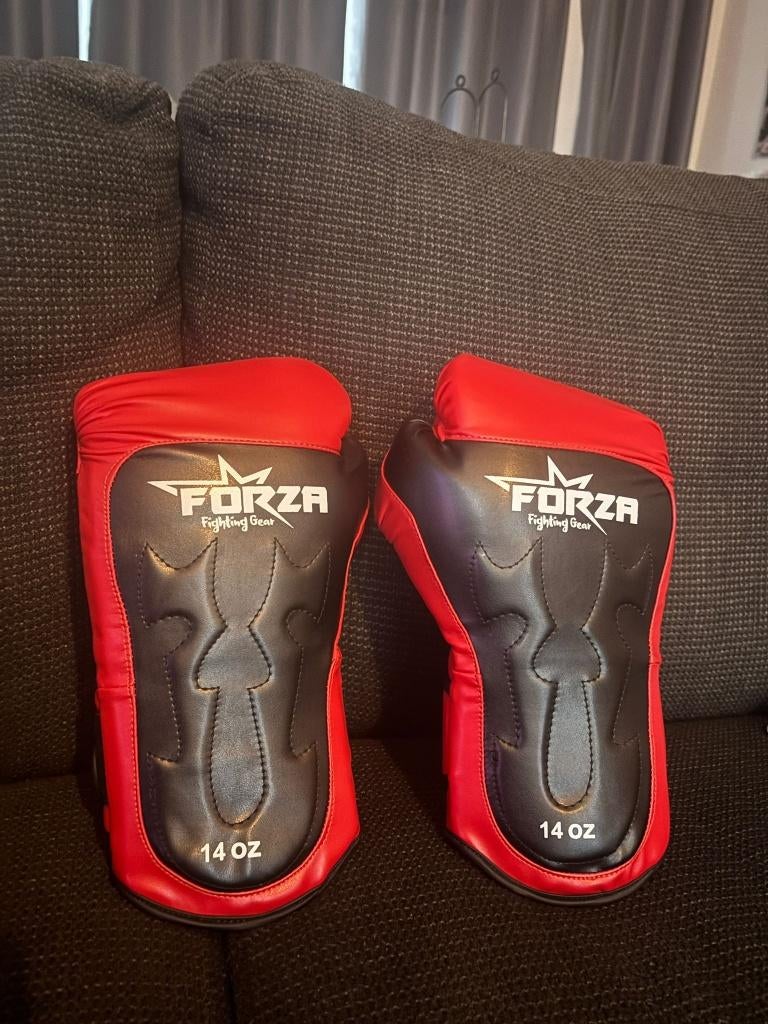Boxing gear, Sport en Fitness, Ophalen, Nieuw, Bokshandschoenen
