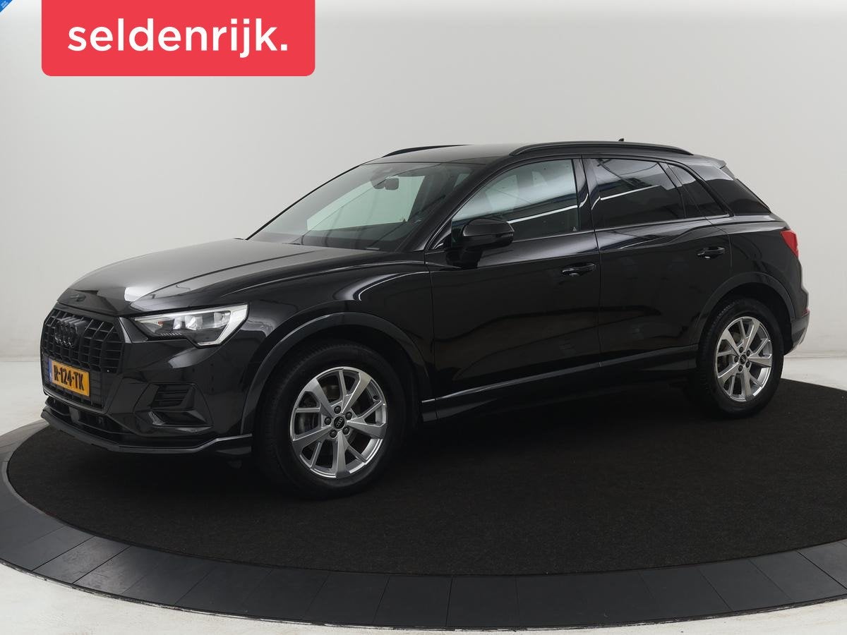Audi Q3 35 TFSI S edition | Leder | Virtual Dashboard | Carp, 15 km/l, 4 cilinders, 150 pk, 1505 kg
