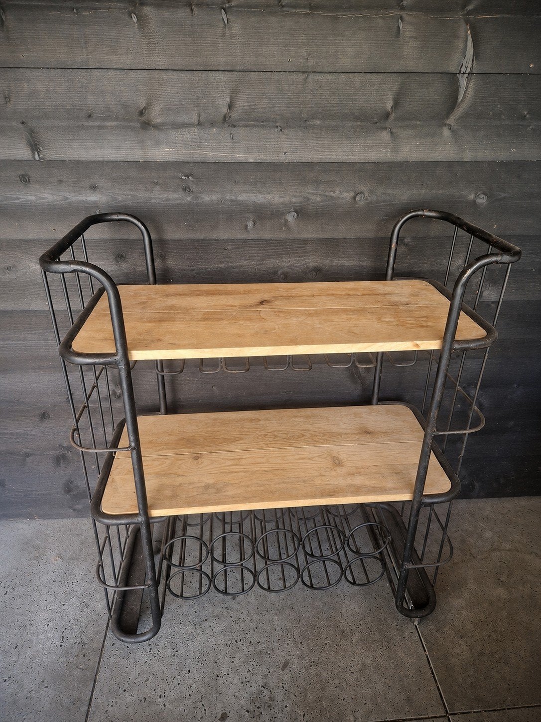 Trolley met wijnrek, Huis en Inrichting, Woonaccessoires | Wijnrekken, Ophalen, Gebruikt, 50 tot 75 cm, 15 tot 25 flessen