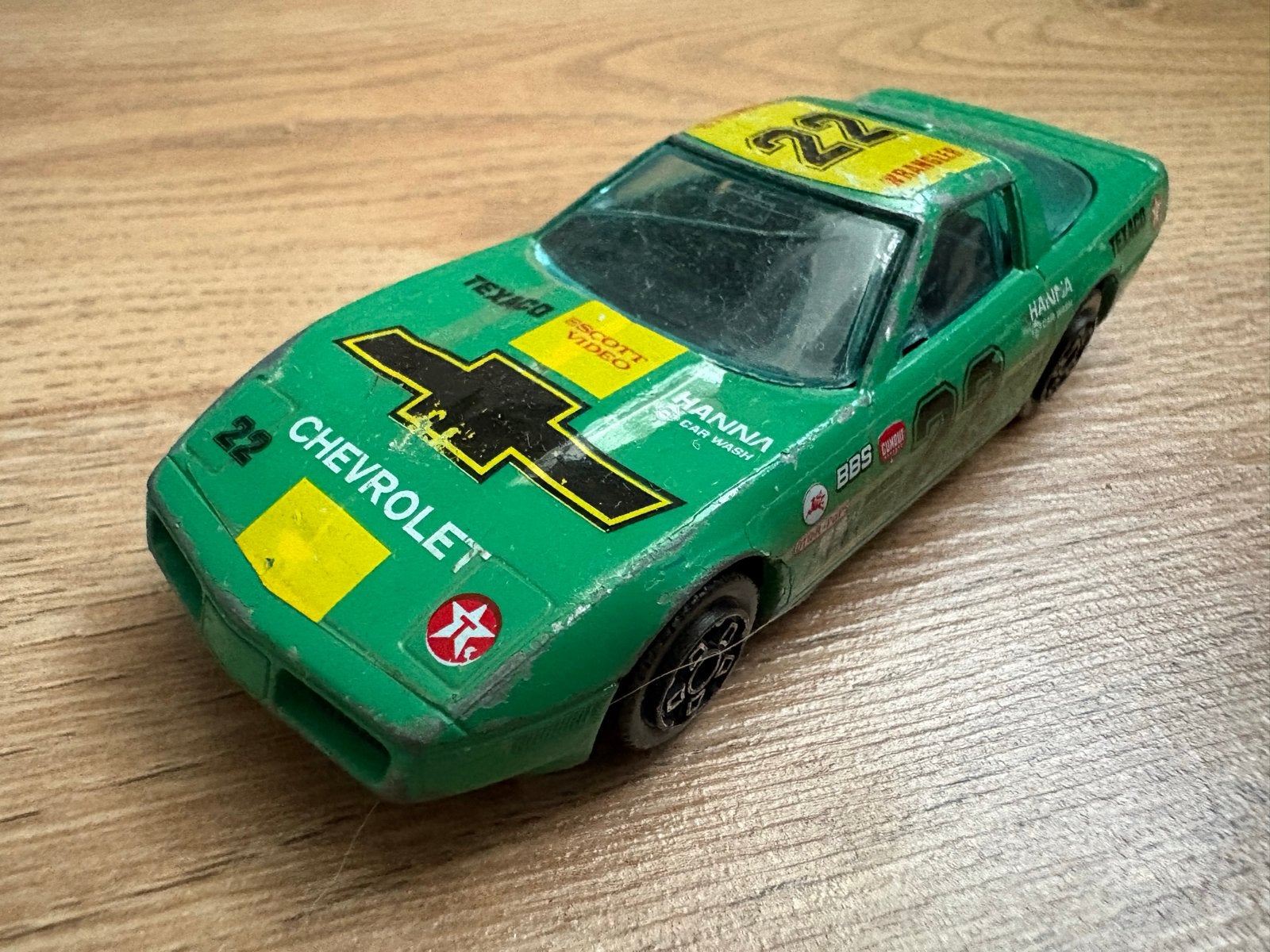 Vintage Corgi Chevrolet Corvette Raceauto #22, Hobby en Vrije tijd, Modelauto's | 1:43, Ophalen, Gebruikt, Auto, Corgi