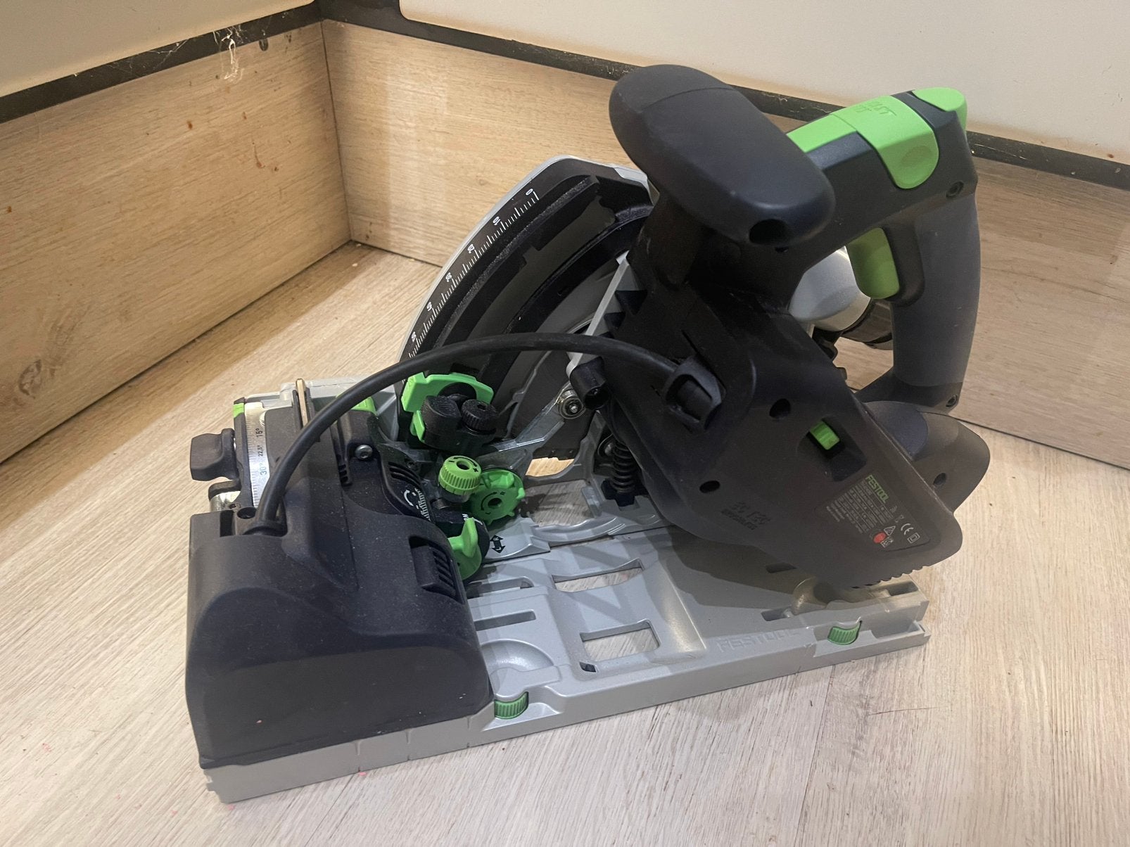 Festool TSV60 invalzaag met voorritser NIEUW !!!, Invalzaag, Nieuw, Ophalen of Verzenden, 30 tot 70 mm