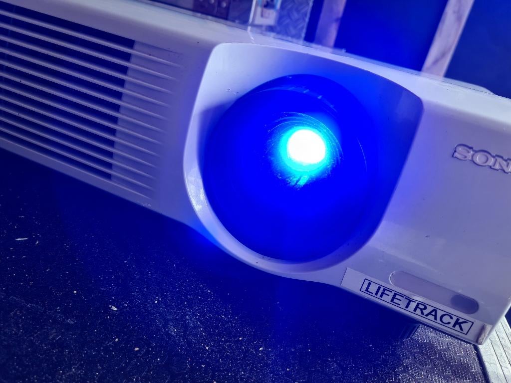 Sony VPL-PX40 Projector, Ophalen of Verzenden, Gebruikt, Sony