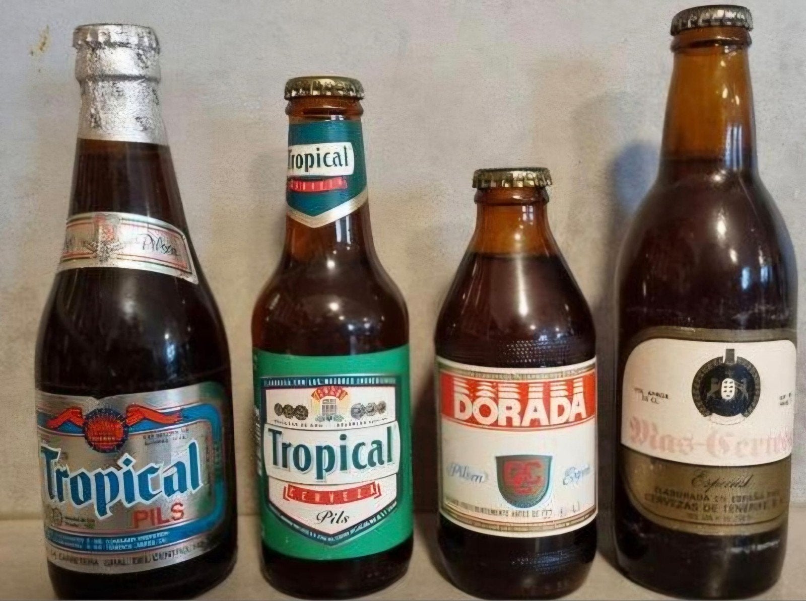 Canarische eilanden: 2x Gran Canaria & 2x Tenerife ('85-'94), Ophalen of Verzenden, Zo goed als nieuw, Flesje(s), Overige merken