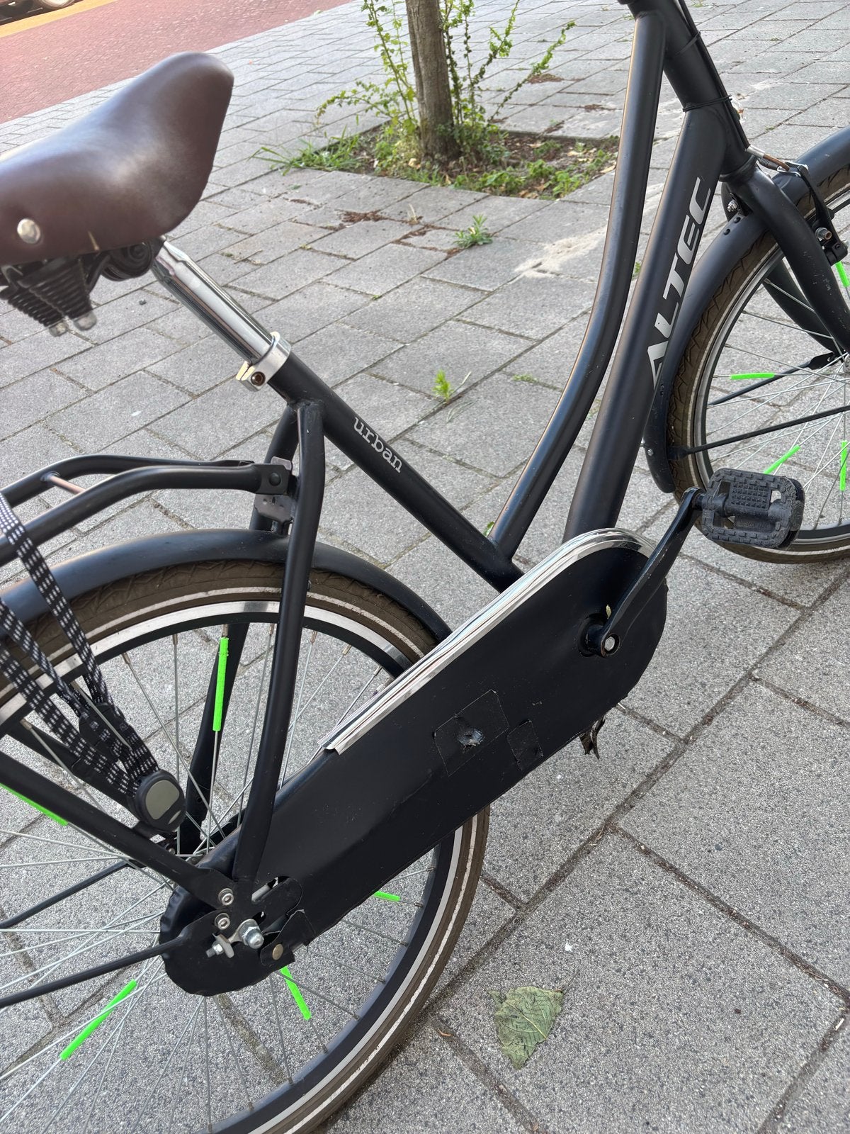 Altec Urban 24 inch fiets, Ophalen, Velgrem, Handrem, Gebruikt