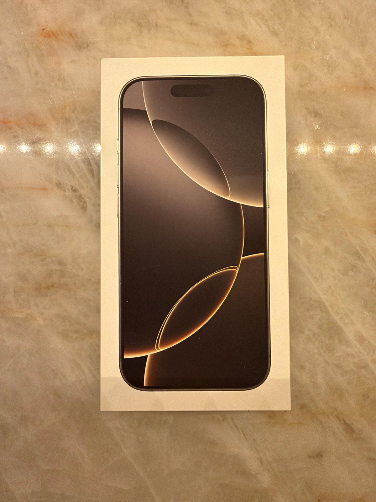 Foto 6 van Iphone 16pro 128GB *NEW*