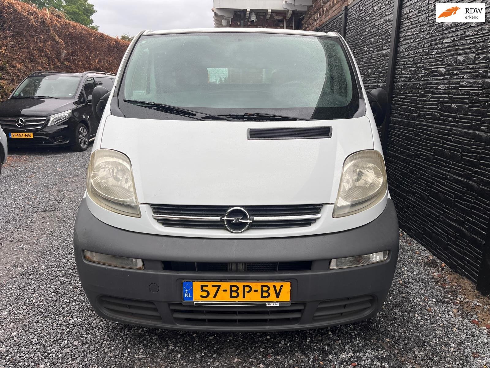Opel Vivaro 1.9 DI L1H1, Auto's, Voorwielaandrijving, Stof, Gebruikt, 4 cilinders