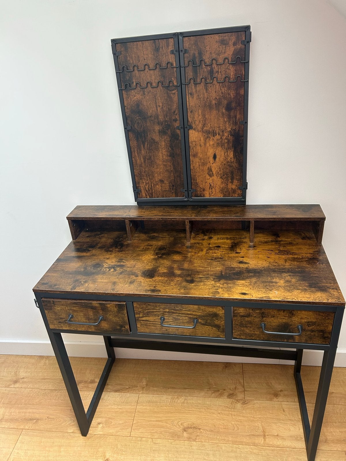 Vasagle Kaptafel met Krukje en Spiegel - Industrieel Design, Ophalen, 100 tot 150 cm, 50 tot 100 cm, Zo goed als nieuw