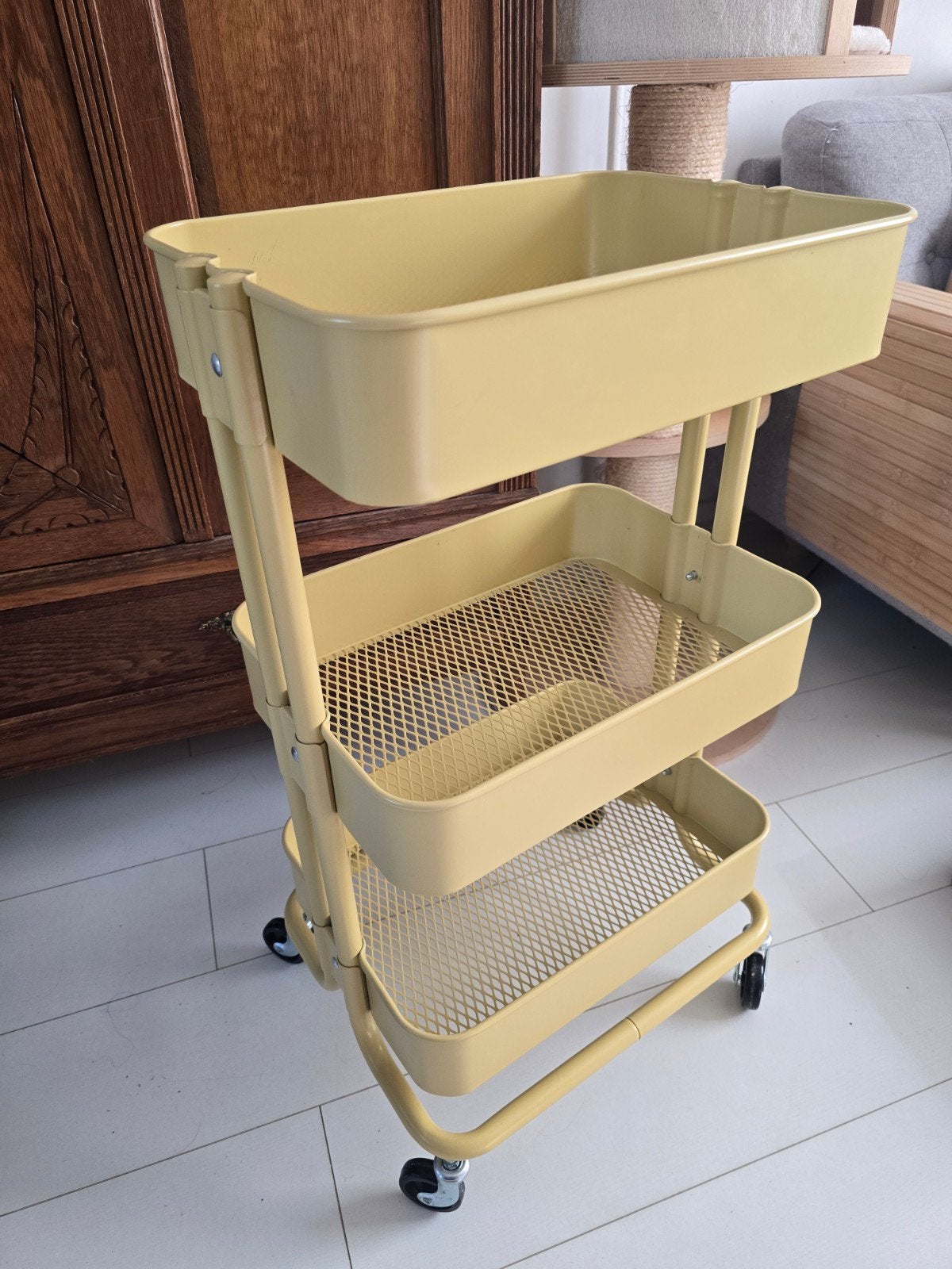 Ikea Raskog trolley geel, Huis en Inrichting, Ophalen, 50 tot 100 cm, Zo goed als nieuw, Minder dan 100 cm