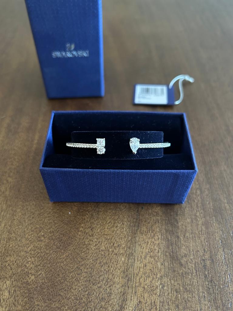 Swarovski Mesmera cuff, Staal, Ophalen of Verzenden, Zo goed als nieuw, Met edelsteen