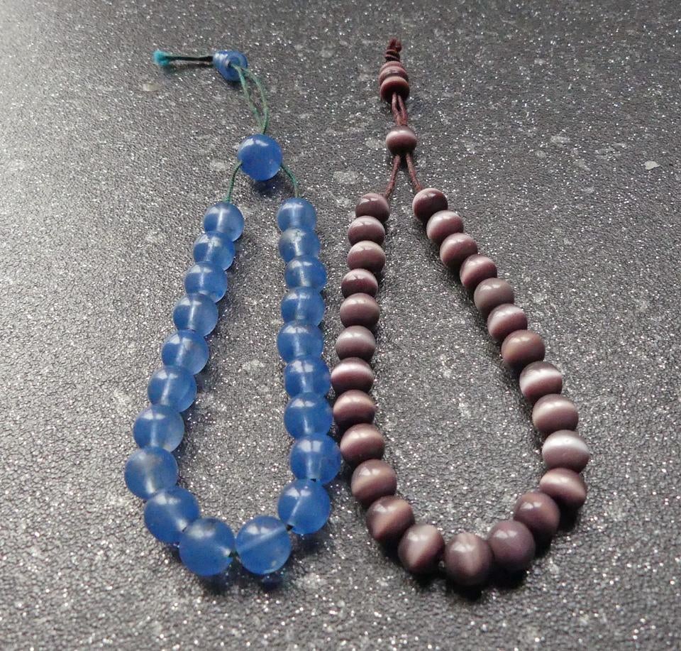 Armbandjes paarse en blauwe kralen armbandje gebedskralen, Sieraden, Tassen en Uiterlijk, Armbanden, Overige materialen, Gebruikt