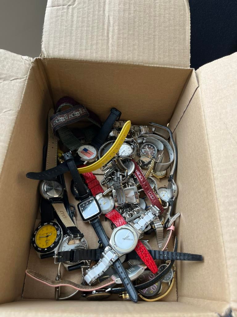 Doos 40 horloges, Overige merken, Staal, Gebruikt, Polshorloge