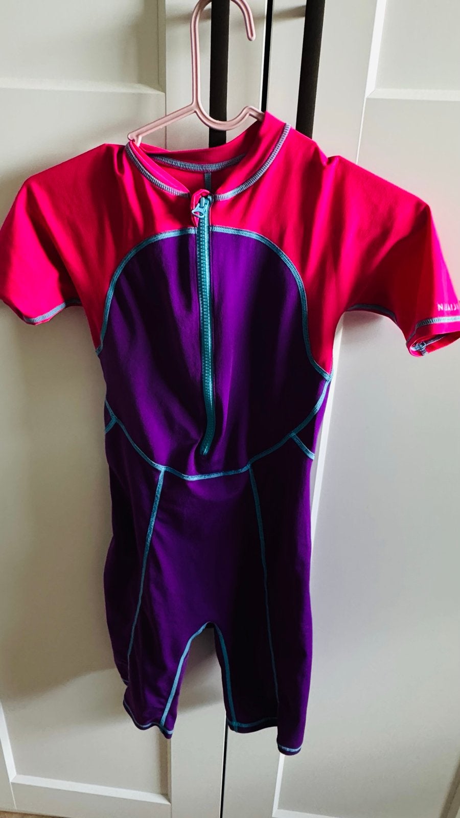 Nabaiji zwempak maat 8/9 jaar, Kinderen en Baby's, Babykleding | Baby-zwemkleding, Gebruikt, Badpak, Overige maten, Verzenden
