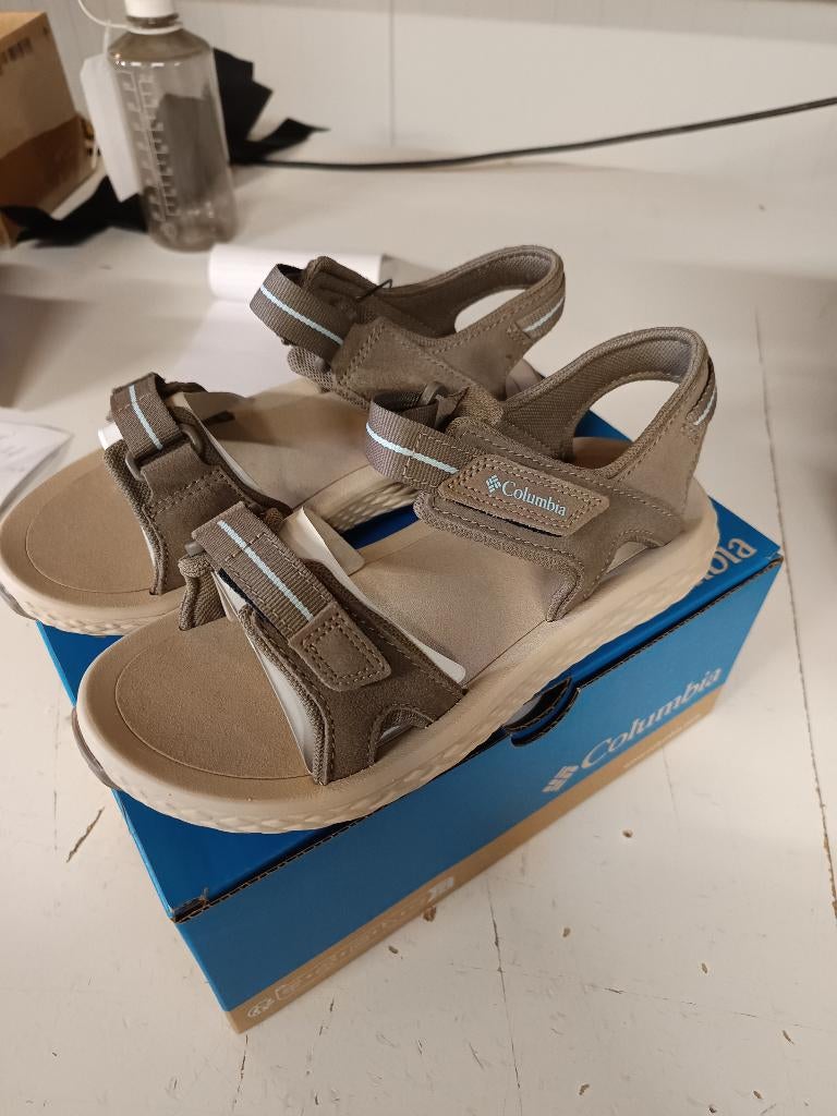 Sandaal maat 39, Beige, Nieuw, Sandalen of Muiltjes, Ophalen of Verzenden