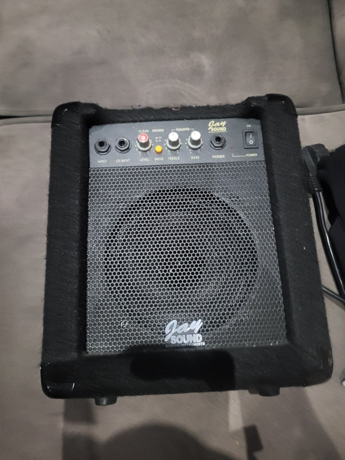 Gitaar versterker .perfekt werkend mag opgehaald Of verzende, Muziek en Instrumenten, Versterkers | Bas en Gitaar, Ophalen of Verzenden